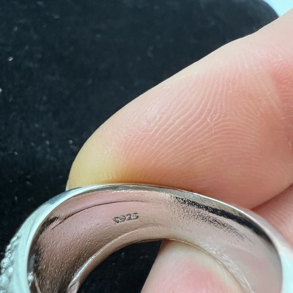 NWOT… Sterling Silver 925 W/ Simulated Diamonds And 18K White Gold Overlay. - Picture 9 of 10